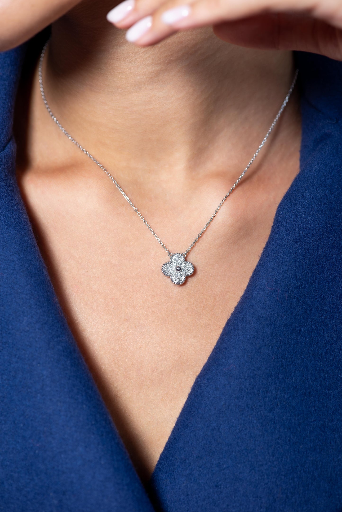 Naszyjnik z cyrkoniami