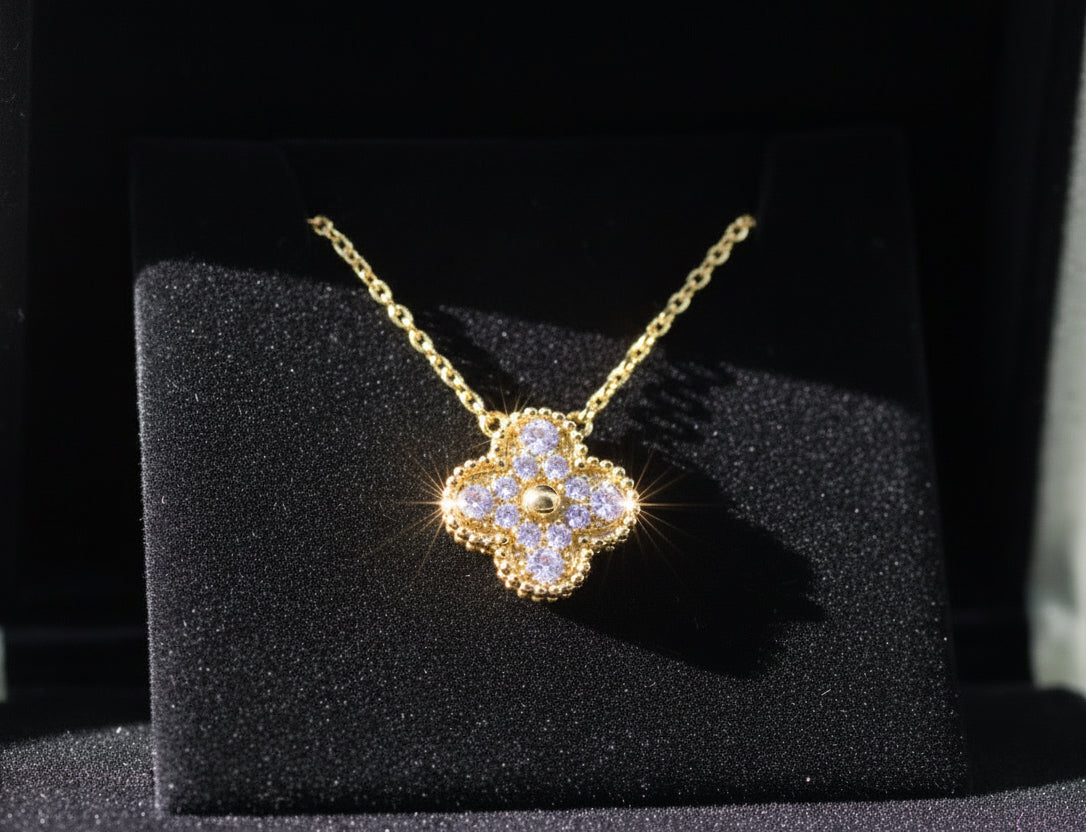 Naszyjnik z cyrkoniami