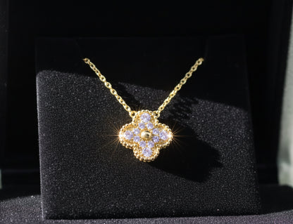 Naszyjnik z cyrkoniami