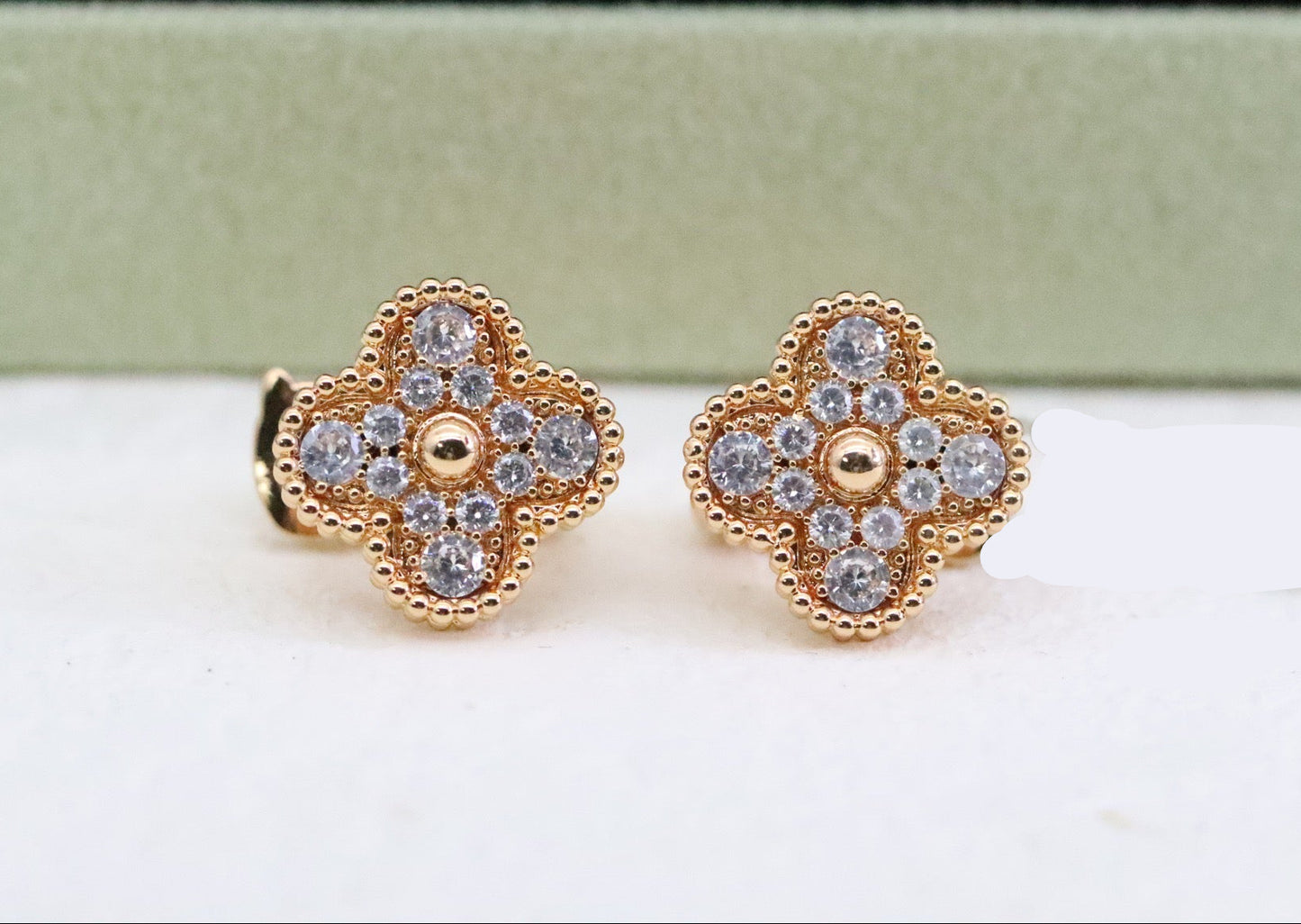 Kolczyki z cyrkoniami