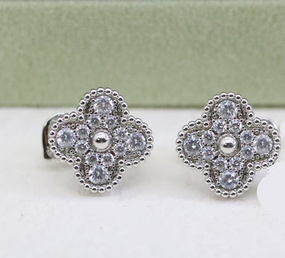 Kolczyki z cyrkoniami